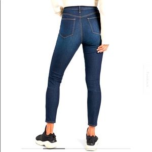 Sculptek Denim Dark Wash Ankle